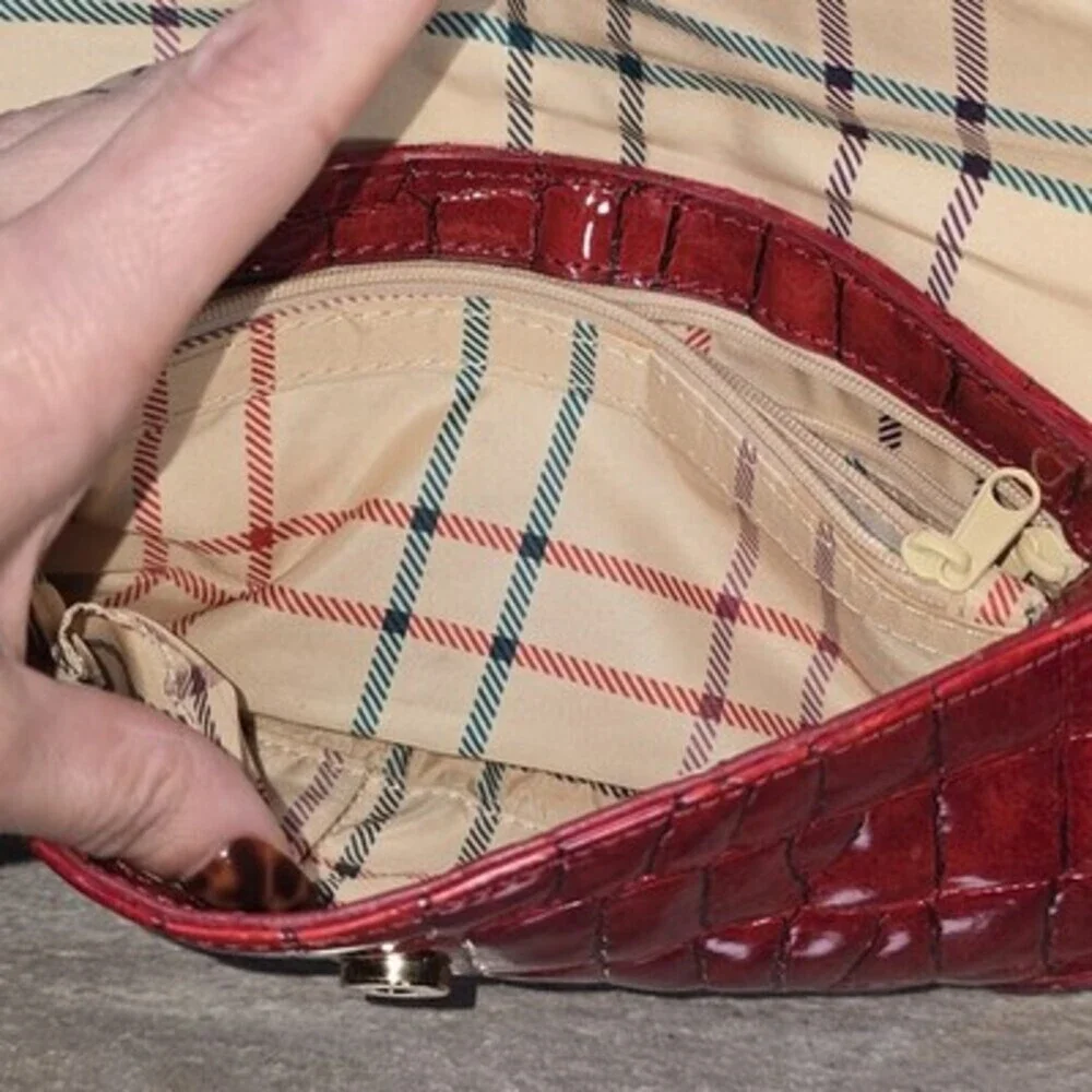 Liz Claiborne Red Croc-Embossed Shoulder Bag Wristlet Purse – Patent Gloss –... - Picture 9 of 9